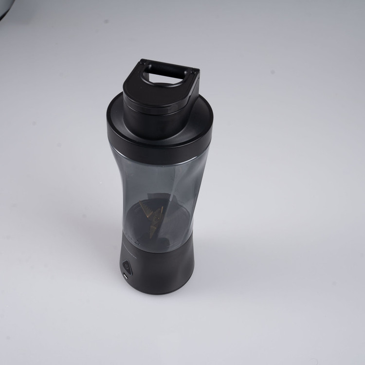شیکر ووگاتی مدل VE-PB01 ظرفیت ۷۰۰ میلیلیتر